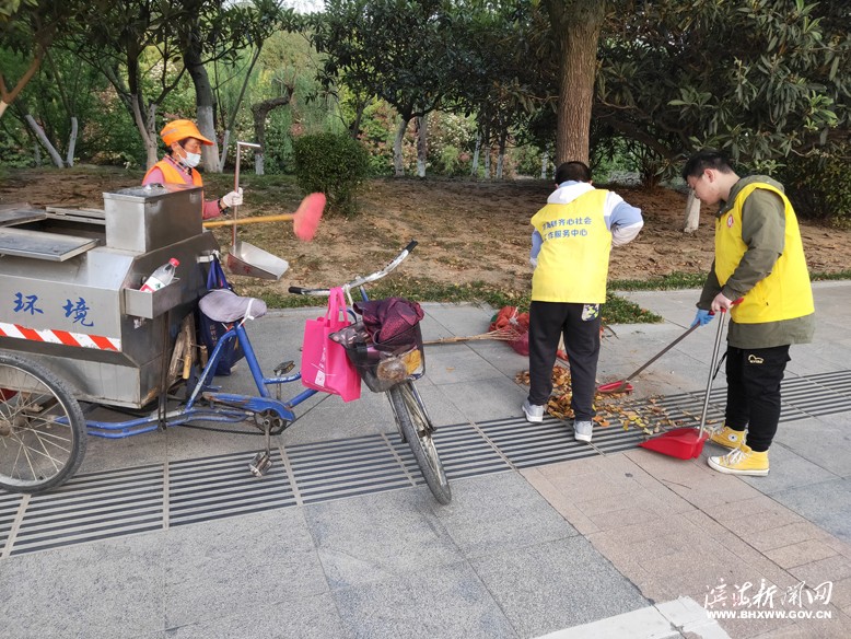 我县开展“光荣的凌晨五点，我在马路边”主题教育活动