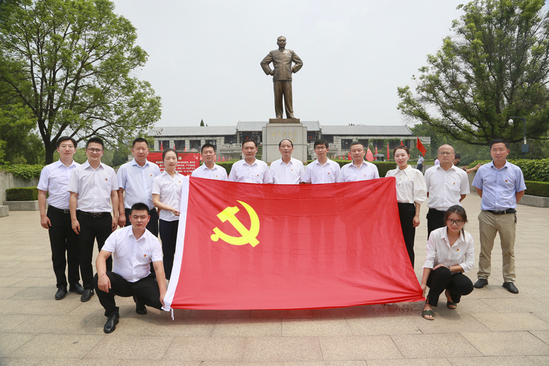 县沿海工业园开展党史学习教育